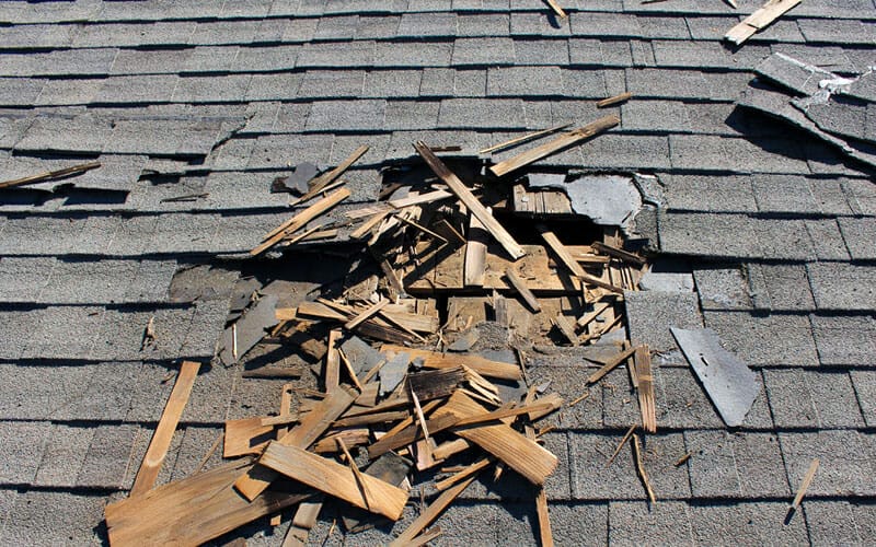 reputable storm damage roof repair contractor Northeastern Ohio