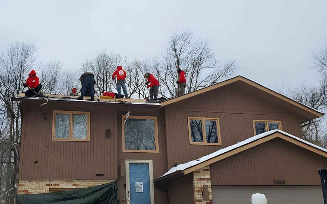 5 Benefits of Hiring a Local Roofing Company in Cleveland